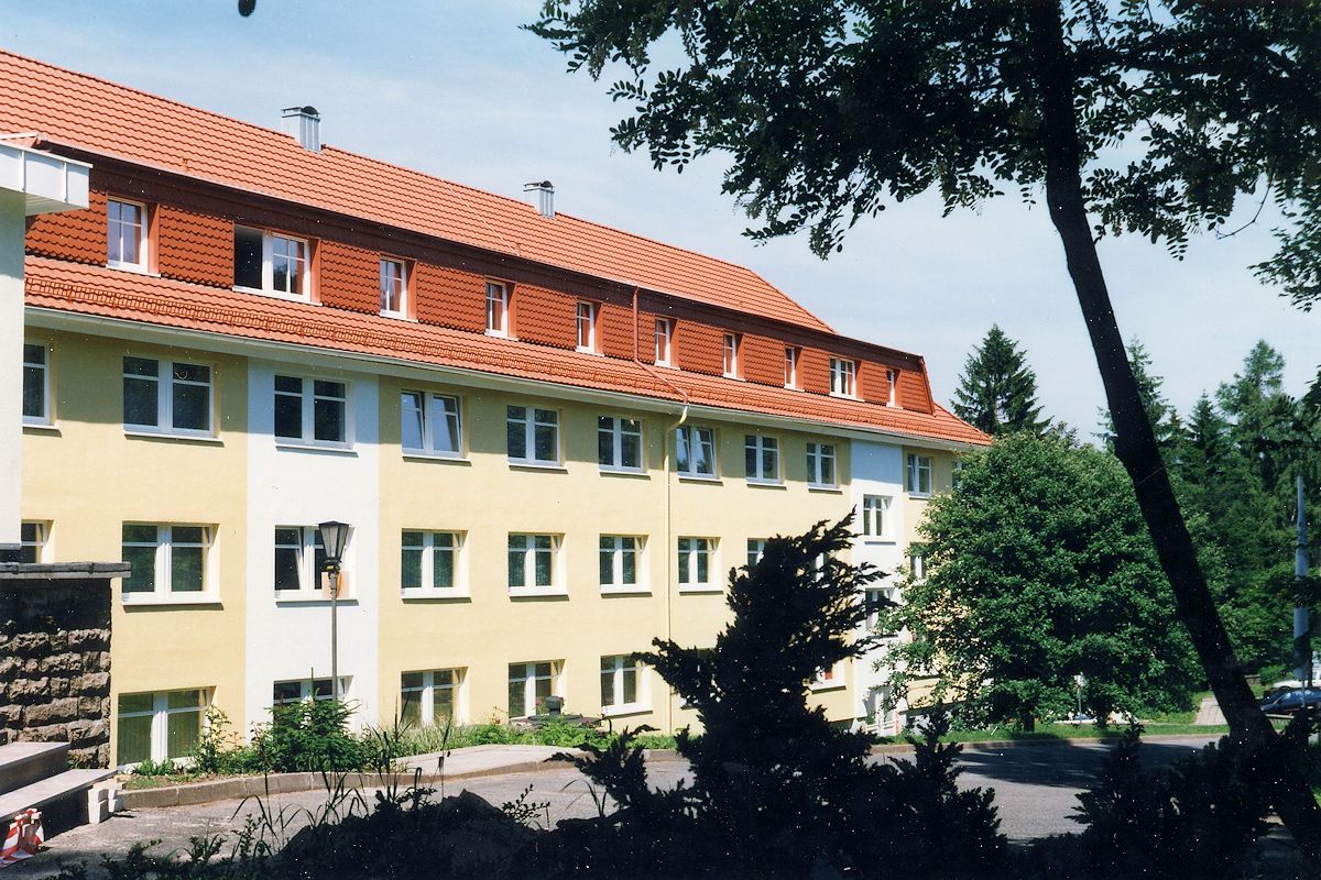 Hotel Am Burgholz, Bad Tabarz - Sommeransicht